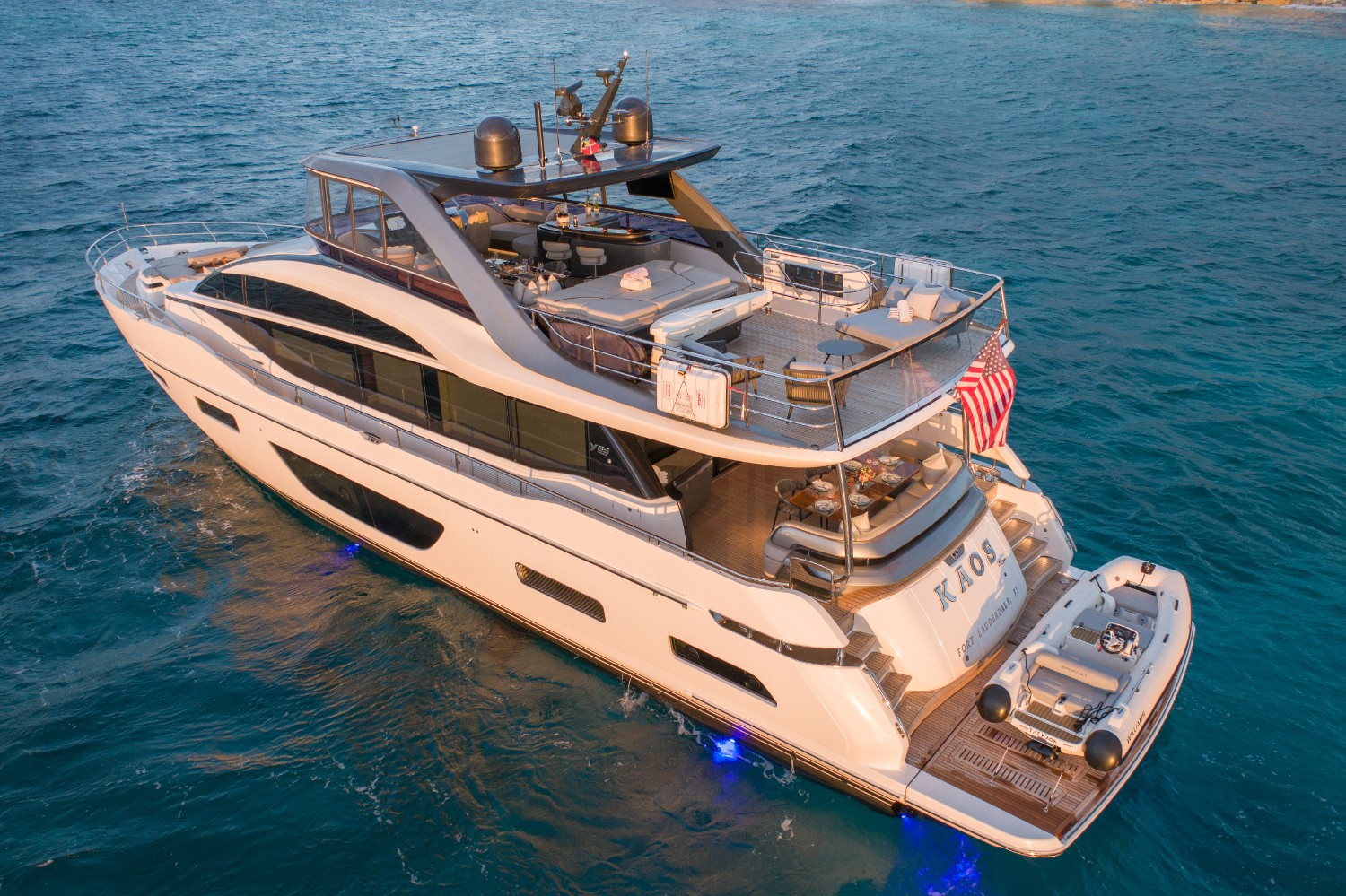 motor yacht kaos charter